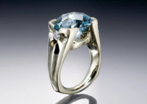 Aquamarine &Amp;Amp; Diamond Ring