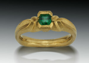 Emerald 22K Ancient Ring