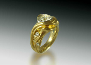 22K Platinum Swirl Diamond Ring