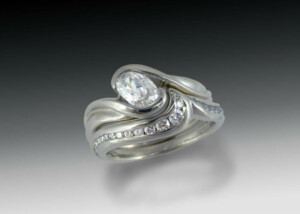 Oval Twist Bypass Diamond Bridal Set