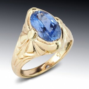 Blue Sapphire Vintage Bows Ring Side