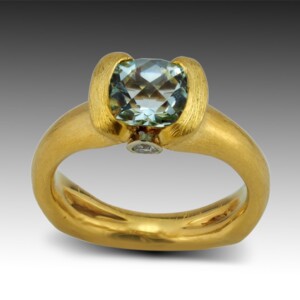 22K Aquamarine Ring