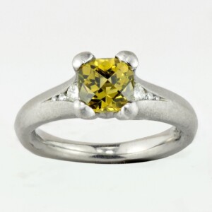 Steel Green Mali Garnet Ring 14 Steel Green Mali Garnet Ring