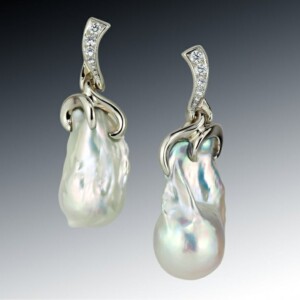Baroque White Pearl Dangle Earrings