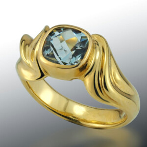 Aquamarine Wavy Sculpted Bezel Ring