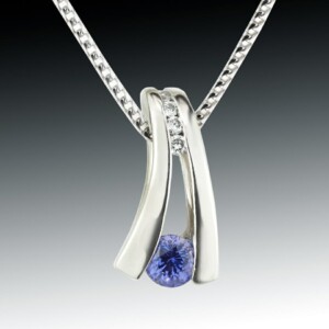 Periwinkle Sapphire Split Pendant