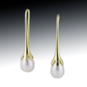 18K Gold Pearl Drop Earrings