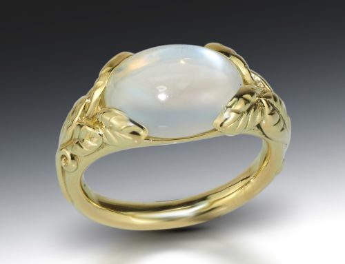 Moonstone Cabochon Leafy Gold Ring