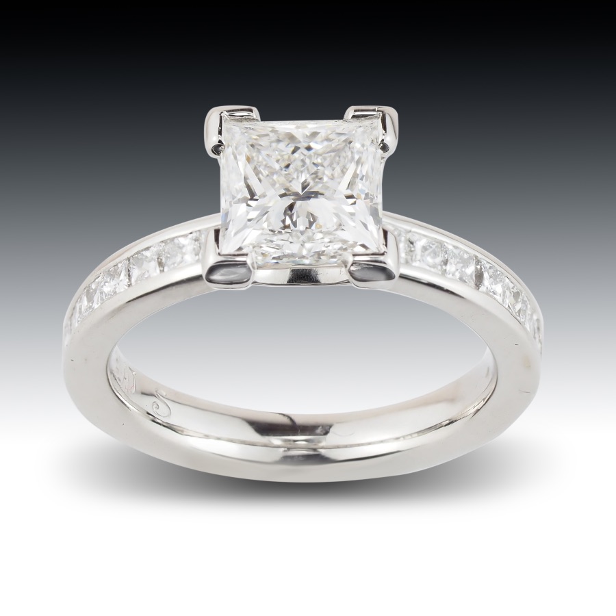 Designer Lab Diamond And Platinum Engagement Ring